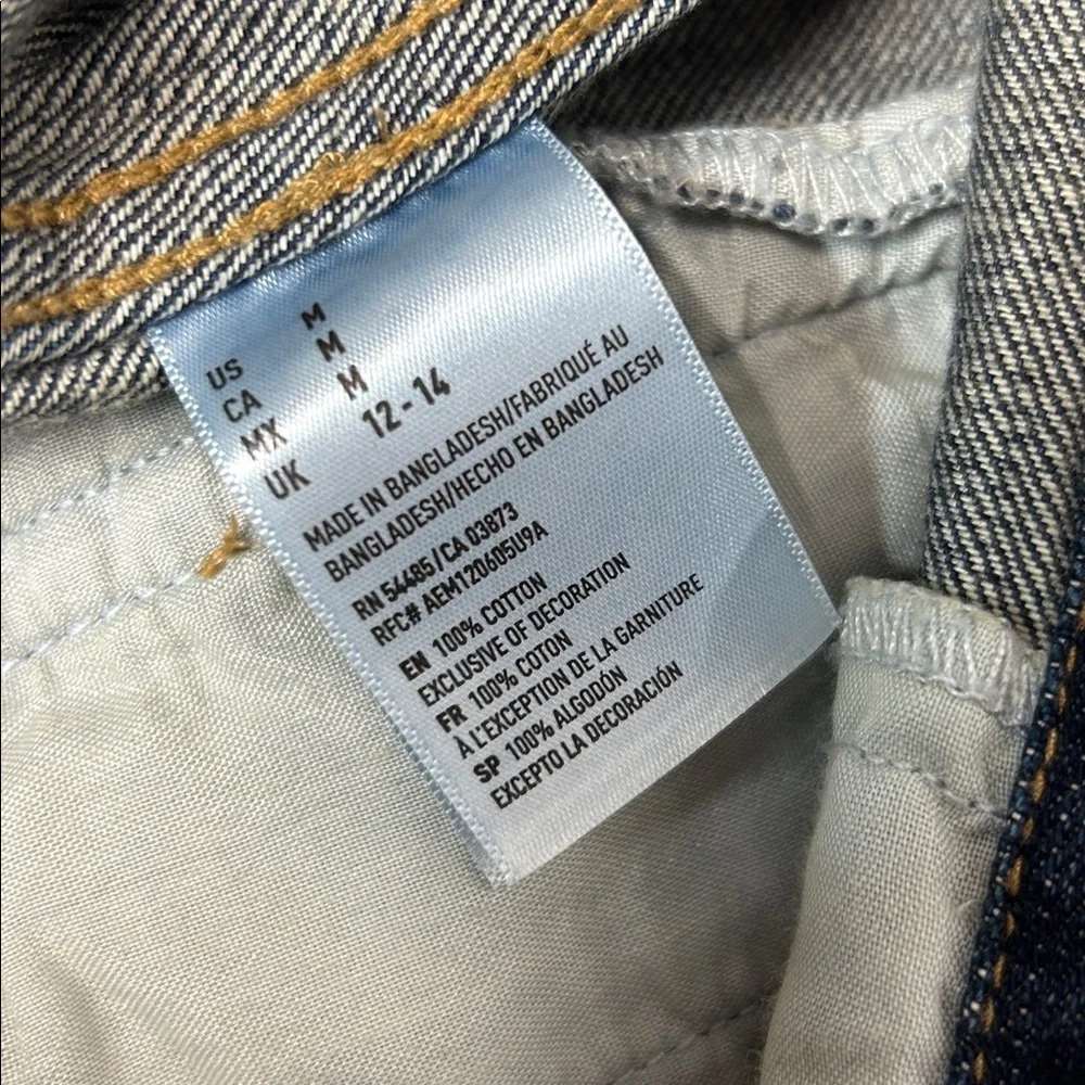 American Eagle Denim distressed, jean jacket size medium 100% cotton